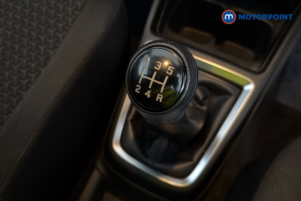 Suzuki Swift Attitude Manual Petrol Hatchback - Stock Number (1667156) - 15th supplementary image