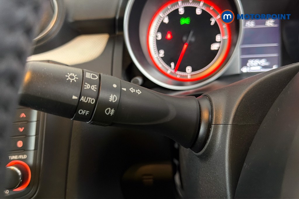 Suzuki Swift Attitude Manual Petrol Hatchback - Stock Number (1667156) - 18th supplementary image