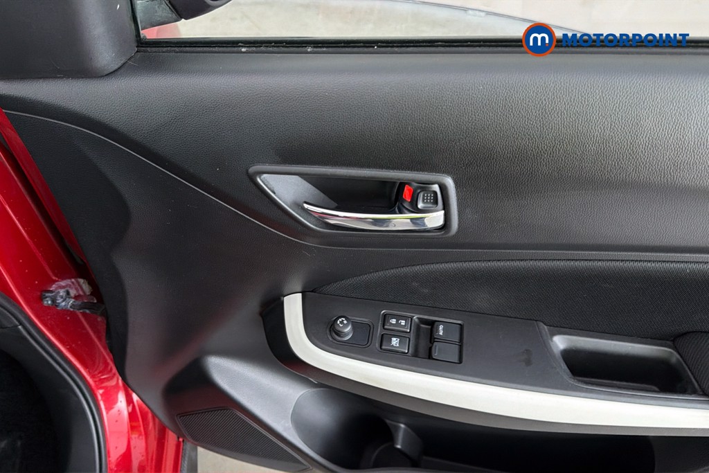 Suzuki Swift Attitude Manual Petrol Hatchback - Stock Number (1667156) - 42nd supplementary image