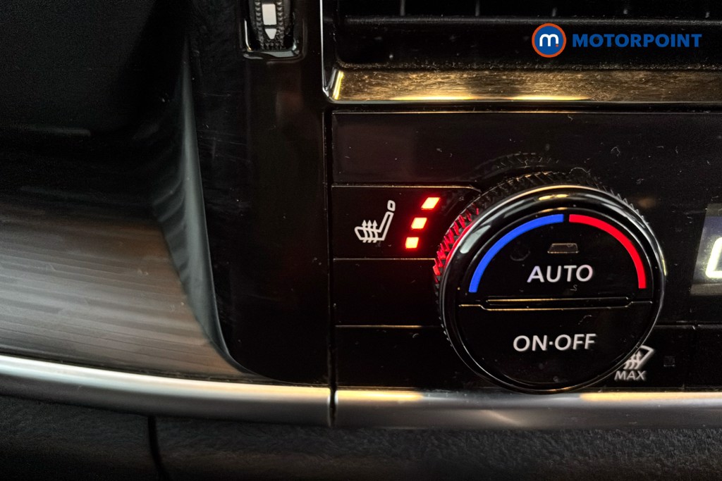 Nissan Qashqai Tekna-Plus Manual Petrol SUV - Stock Number (1667354) - 14th supplementary image