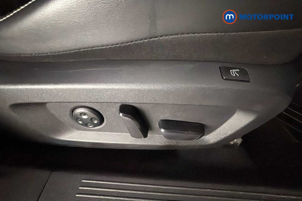 Nissan Qashqai Tekna-Plus Manual Petrol SUV - Stock Number (1667354) - 25th supplementary image