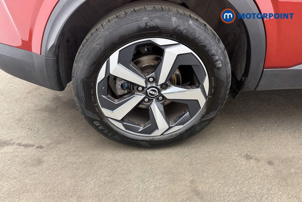 Nissan Qashqai N-Connecta Manual Petrol SUV - Stock Number (1668054) - 24th supplementary image