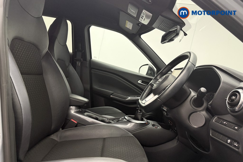 Nissan Juke N-Connecta Manual Petrol SUV - Stock Number (1668165) - 8th supplementary image