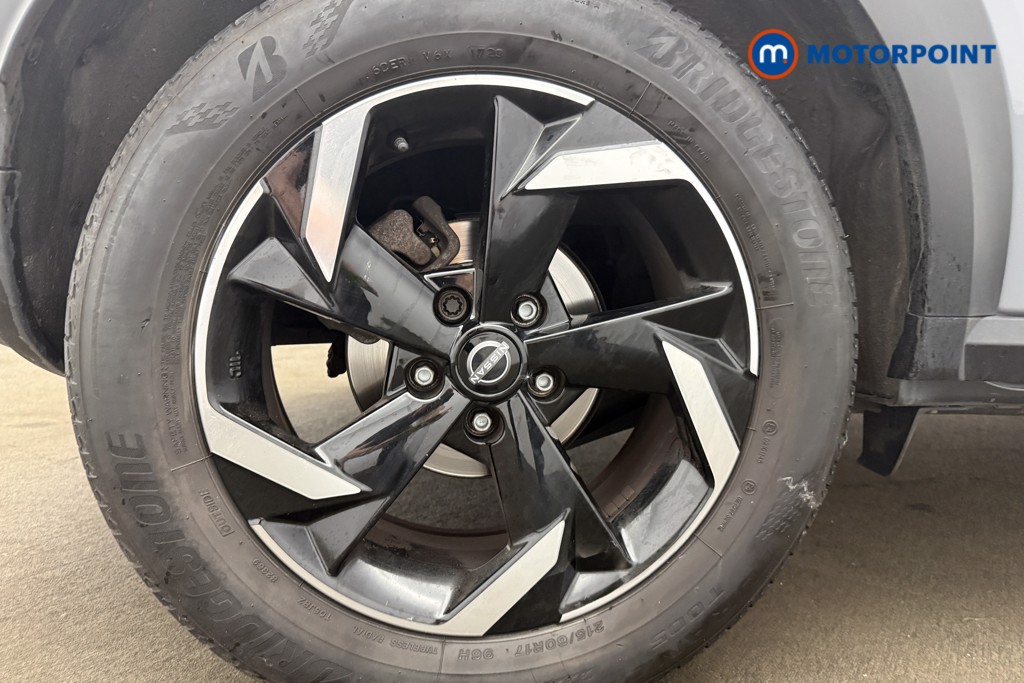 Nissan Juke N-Connecta Manual Petrol SUV - Stock Number (1668165) - 10th supplementary image