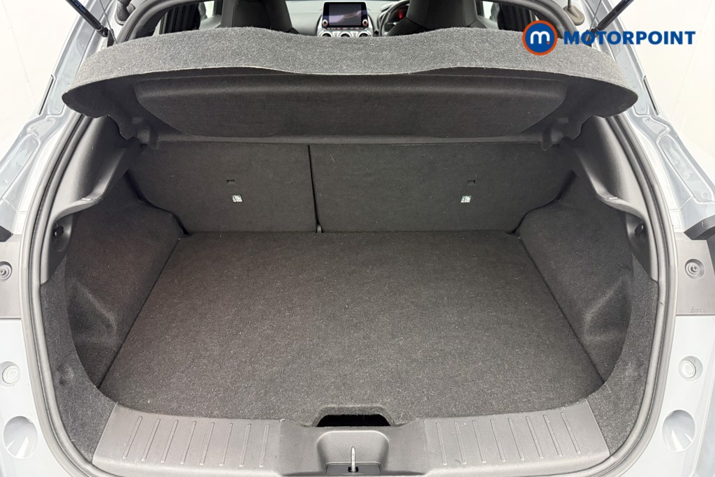Nissan Juke N-Connecta Manual Petrol SUV - Stock Number (1668165) - 22nd supplementary image