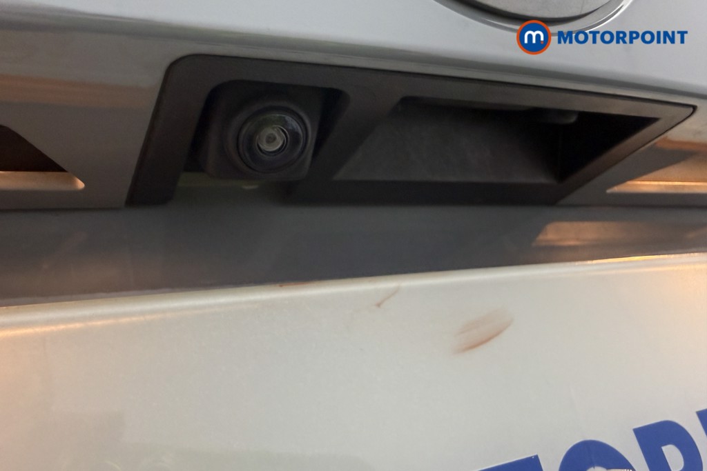 Nissan Juke N-Connecta Manual Petrol SUV - Stock Number (1668165) - 28th supplementary image