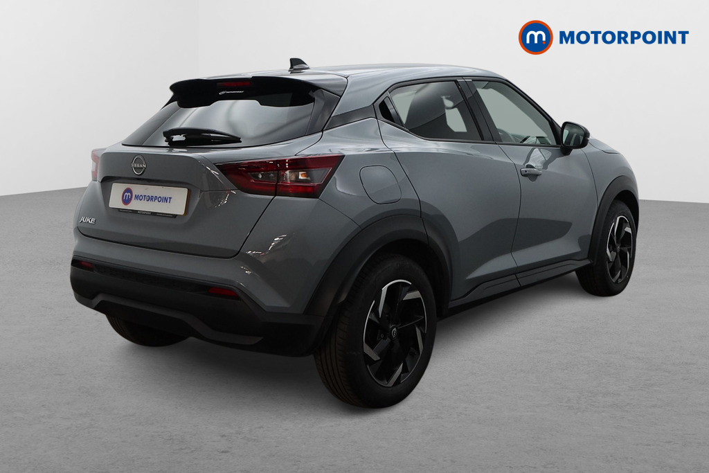 Nissan Juke N-Connecta Manual Petrol SUV - Stock Number (1668165) - Drivers side rear corner