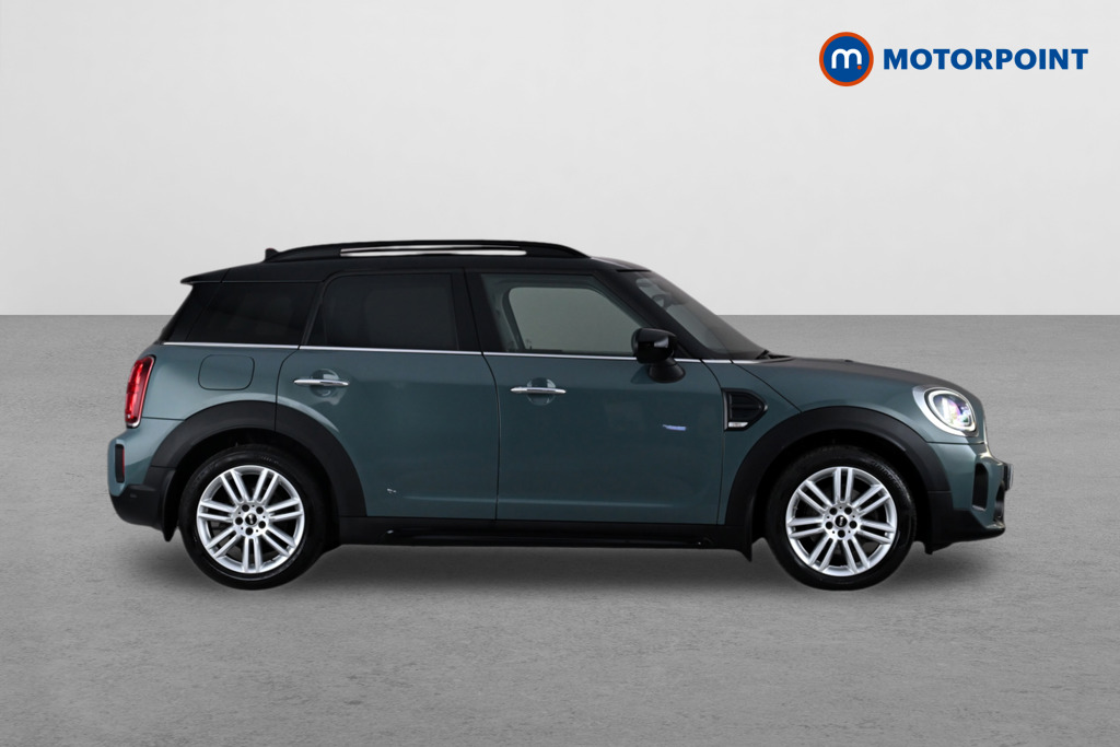 Mini Countryman Cooper Exclusive Automatic Petrol SUV - Stock Number (1668305) - Drivers side