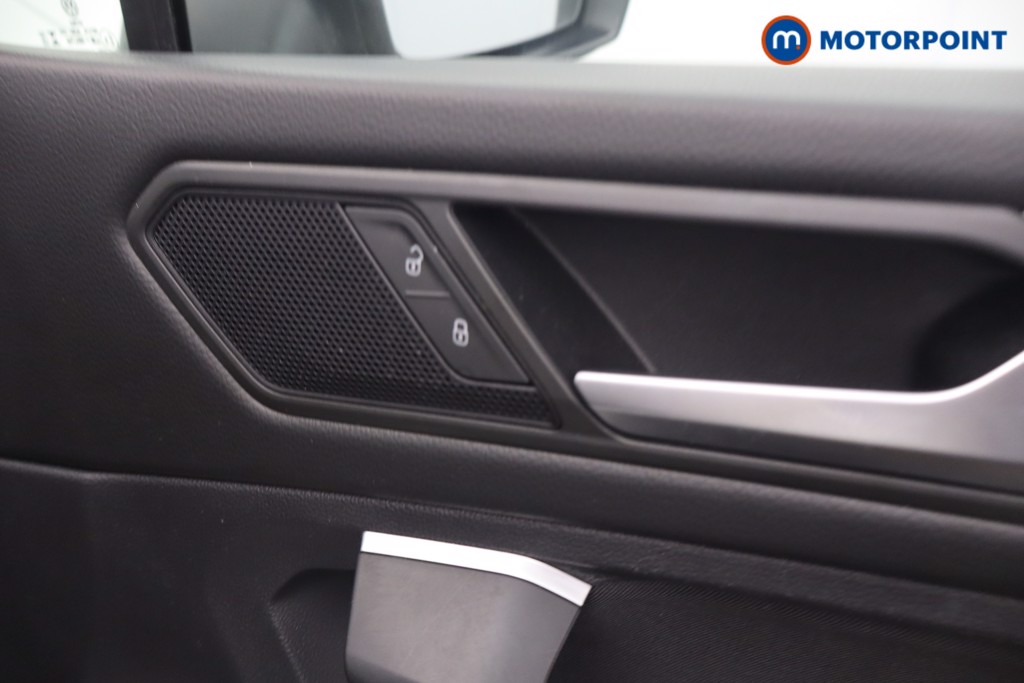 Volkswagen Tiguan Allspace Life Automatic Petrol SUV - Stock Number (1668310) - 10th supplementary image