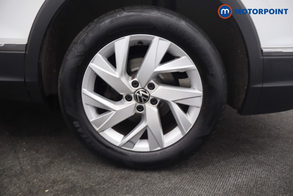 Volkswagen Tiguan Allspace Life Automatic Petrol SUV - Stock Number (1668310) - 30th supplementary image