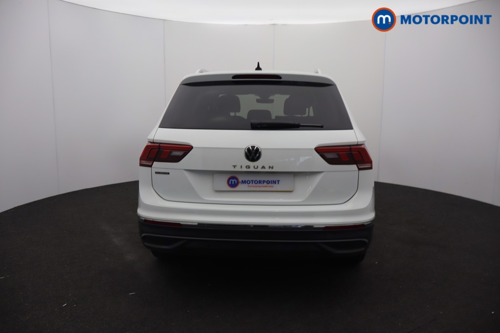 Volkswagen Tiguan Allspace Life Automatic Petrol SUV - Stock Number (1668310) - 1st supplementary image