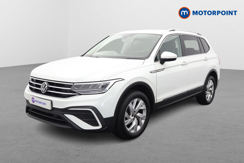 Volkswagen Tiguan Allspace Life Automatic Petrol SUV - Stock Number (1668310) - Passenger side front corner
