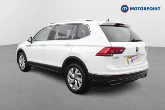 Volkswagen Tiguan Allspace Life Automatic Petrol SUV - Stock Number (1668310) - Passenger side rear corner