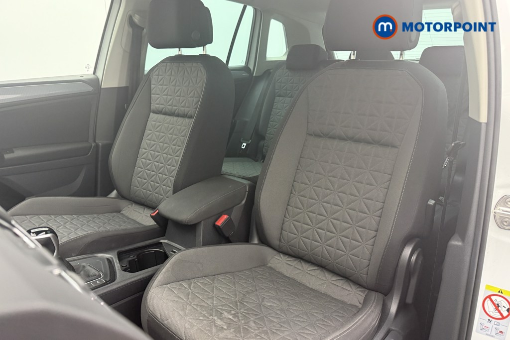 Volkswagen Tiguan Life Automatic Petrol SUV - Stock Number (1669090) - 3rd supplementary image