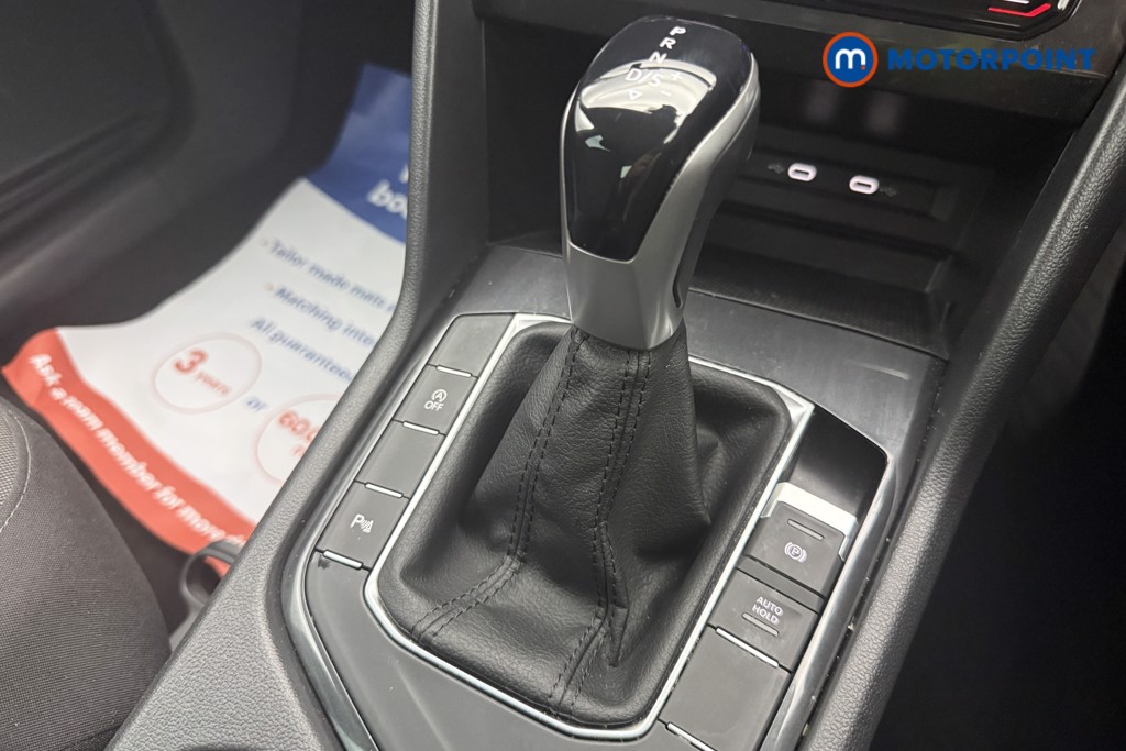 Volkswagen Tiguan Life Automatic Petrol SUV - Stock Number (1669090) - 16th supplementary image