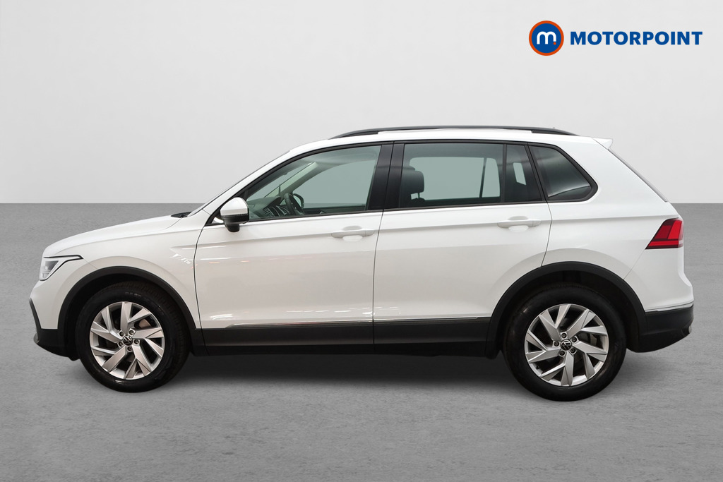 Volkswagen Tiguan Life Automatic Petrol SUV - Stock Number (1669090) - Passenger side