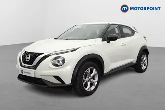Nissan Juke N-Connecta Manual Petrol SUV - Stock Number (1669396) - Passenger side front corner