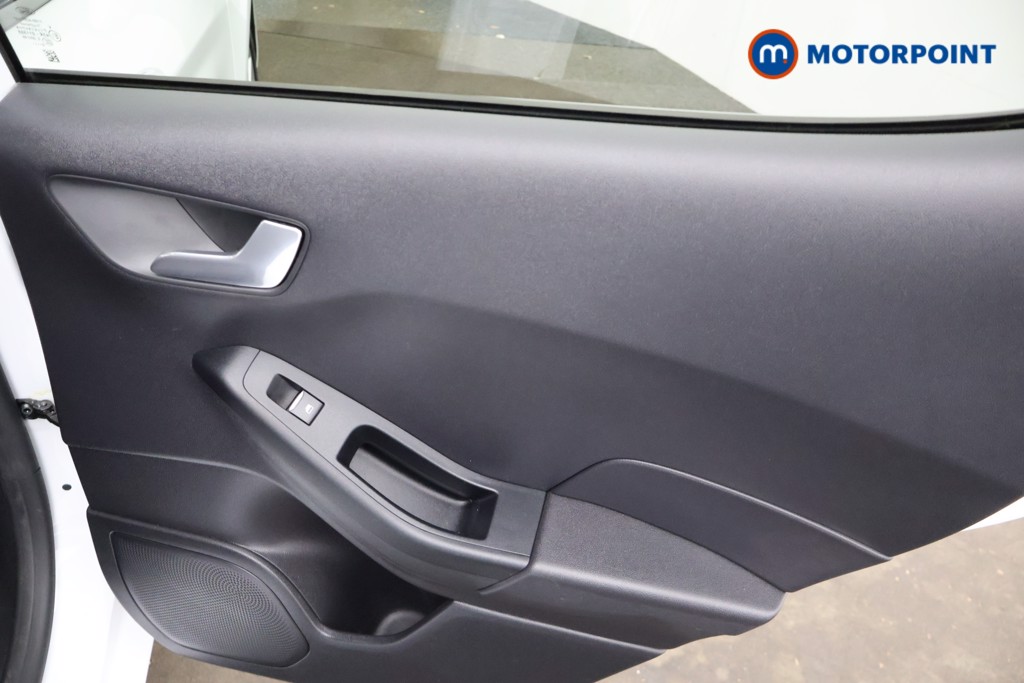 Ford Fiesta Titanium Manual Petrol Hatchback - Stock Number (1669398) - 20th supplementary image