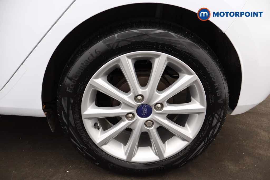 Ford Fiesta Titanium Manual Petrol Hatchback - Stock Number (1669398) - 36th supplementary image