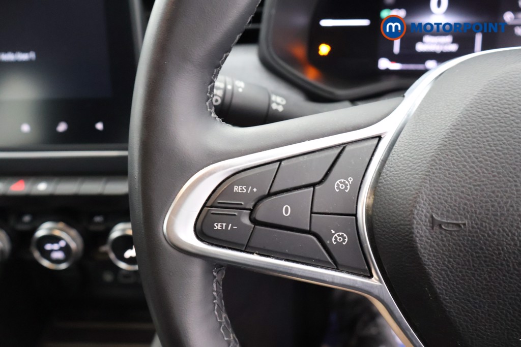 Renault Clio Evolution Manual Petrol Hatchback - Stock Number (1669912) - 2nd supplementary image