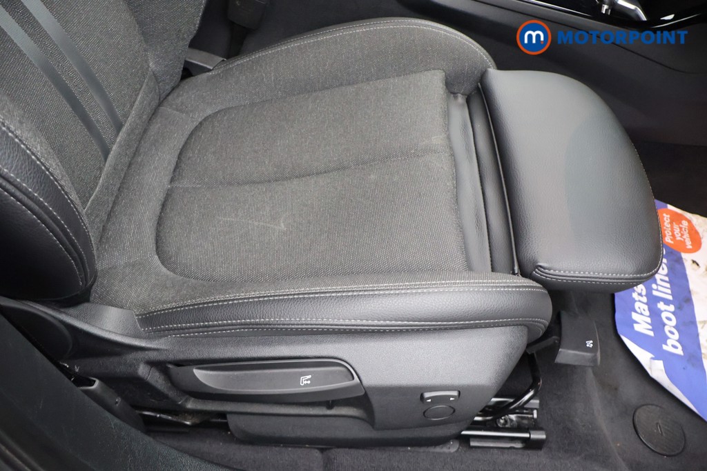 BMW 1 Series Sport Automatic Petrol Hatchback - Stock Number (1670647) - 17th supplementary image