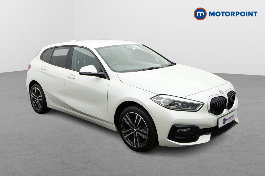 BMW 1 Series Sport Automatic Petrol Hatchback - Stock Number (1670647) - Drivers side front corner