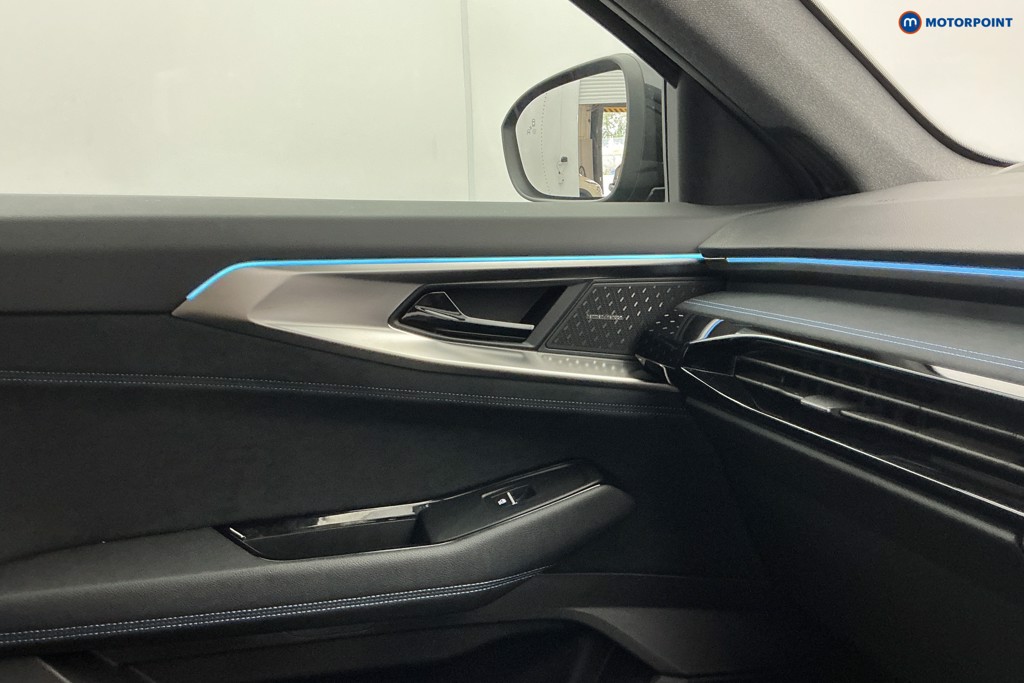 Renault Austral Iconic Esprit Alpine Automatic Petrol-Electric Hybrid SUV - Stock Number (1670755) - 18th supplementary image