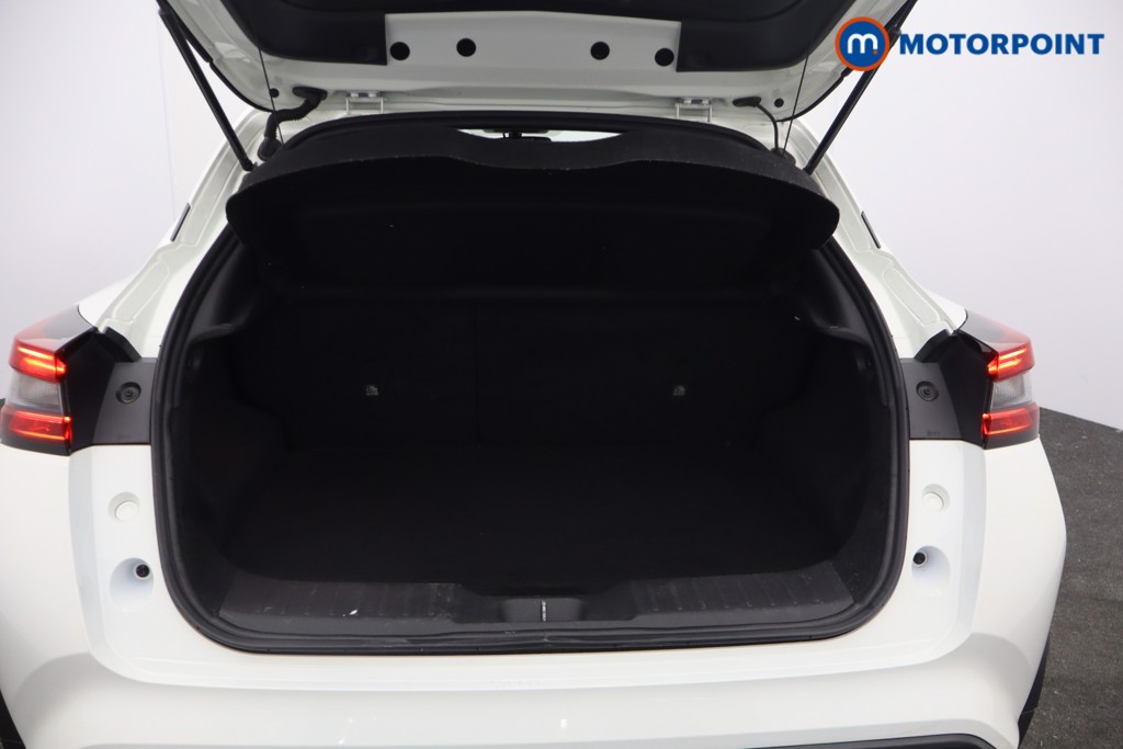 Nissan Juke N-Connecta Automatic Petrol SUV - Stock Number (1670816) - 13th supplementary image