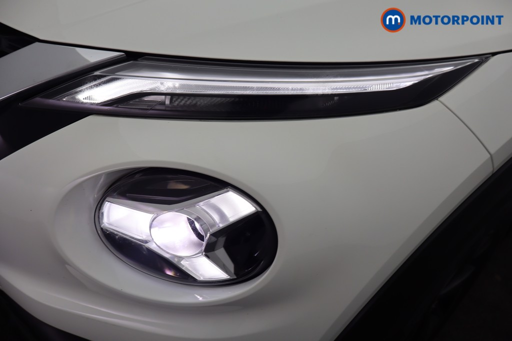 Nissan Juke N-Connecta Automatic Petrol SUV - Stock Number (1670816) - 18th supplementary image