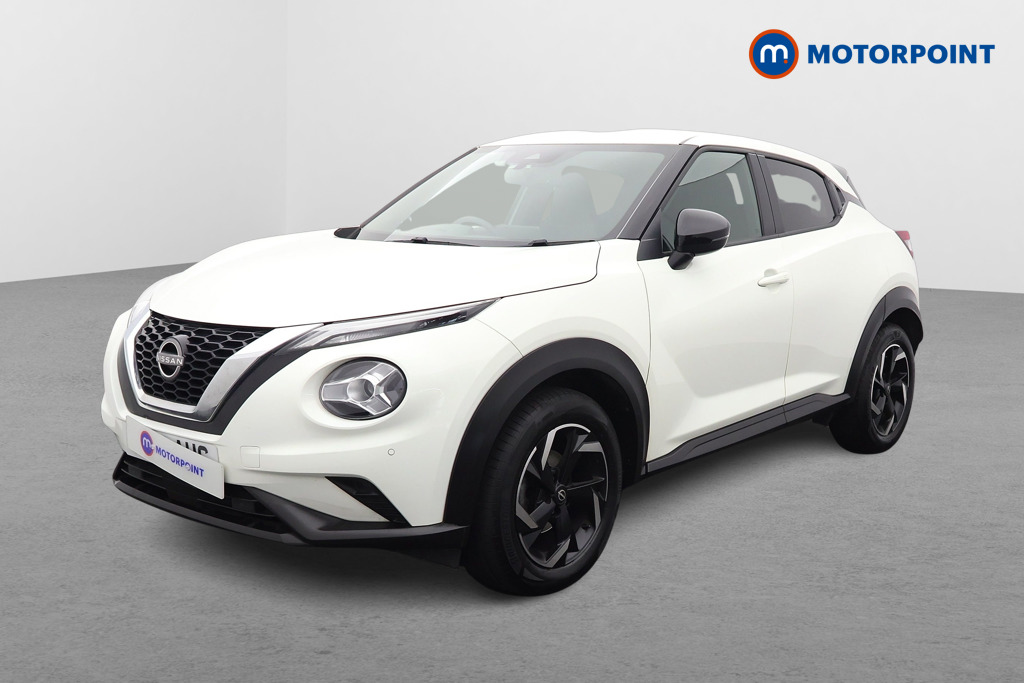 Nissan Juke N-Connecta Automatic Petrol SUV - Stock Number (1670816) - Passenger side front corner