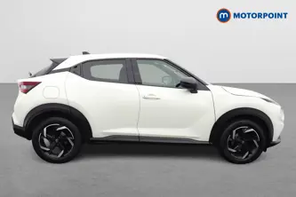 Nissan Juke N-Connecta Automatic Petrol SUV - Stock Number (1670816) - Drivers side