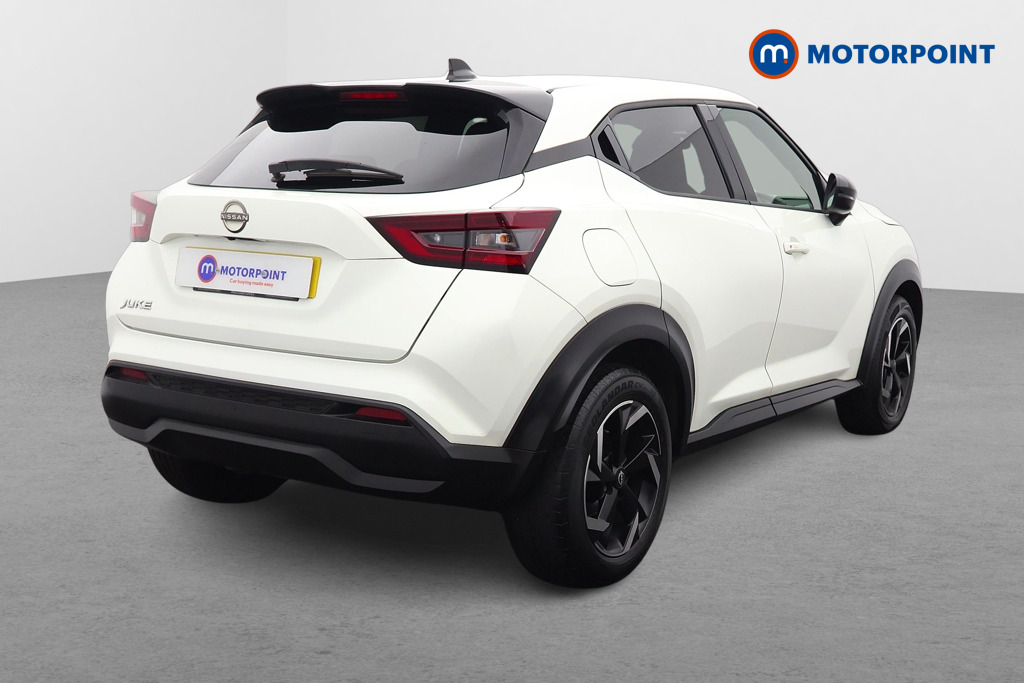 Nissan Juke N-Connecta Automatic Petrol SUV - Stock Number (1670816) - Drivers side rear corner