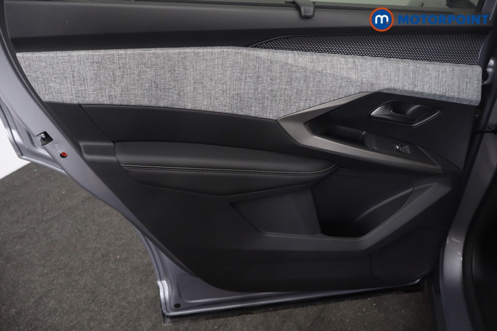 Peugeot 5008 GT Automatic Petrol SUV - Stock Number (1670942) - 39th supplementary image