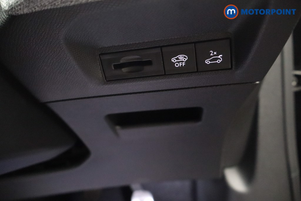 Peugeot 5008 GT Automatic Petrol SUV - Stock Number (1670944) - 19th supplementary image