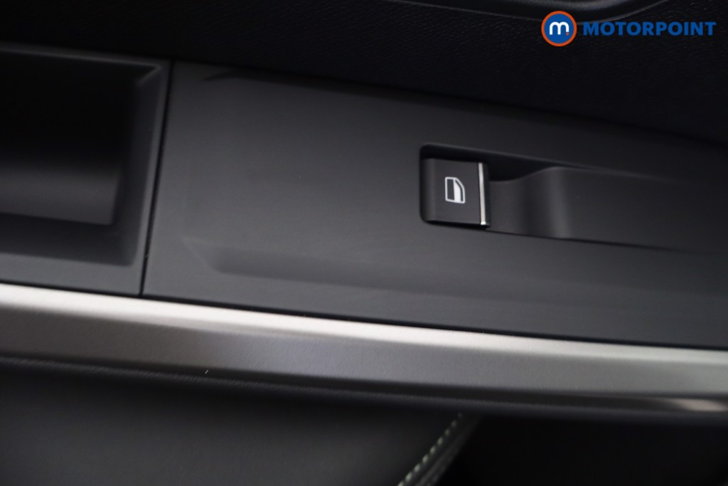 Peugeot 5008 GT Automatic Petrol SUV - Stock Number (1670944) - 48th supplementary image