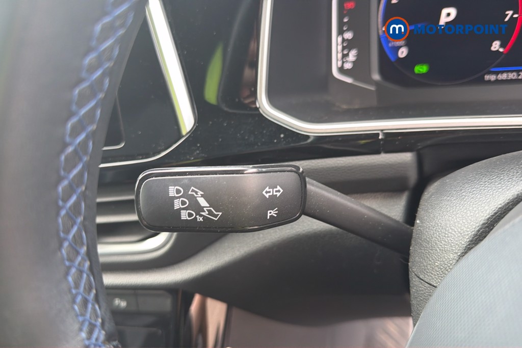 Volkswagen T-Roc R Automatic Petrol SUV - Stock Number (1671385) - 4th supplementary image