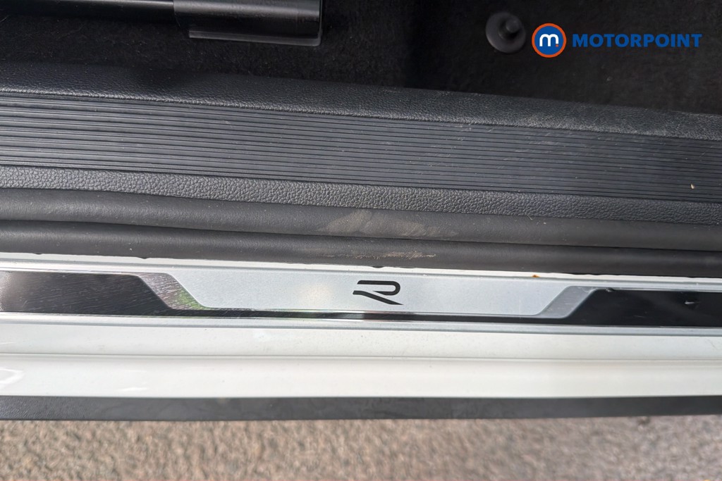 Volkswagen T-Roc R Automatic Petrol SUV - Stock Number (1671385) - 21st supplementary image