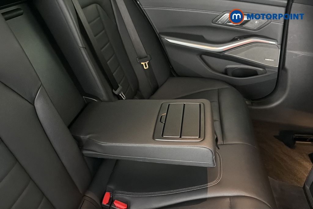 BMW 3 Series M Sport Manual Diesel Saloon - Stock Number (1671483) - 26th supplementary image