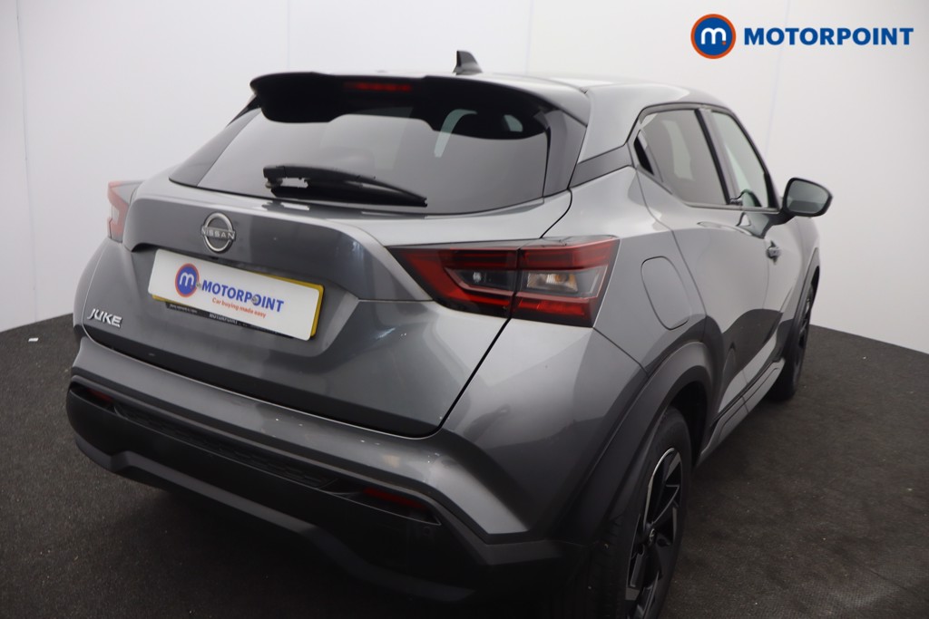 Nissan Juke N-Connecta Automatic Petrol SUV - Stock Number (1671484) - 2nd supplementary image