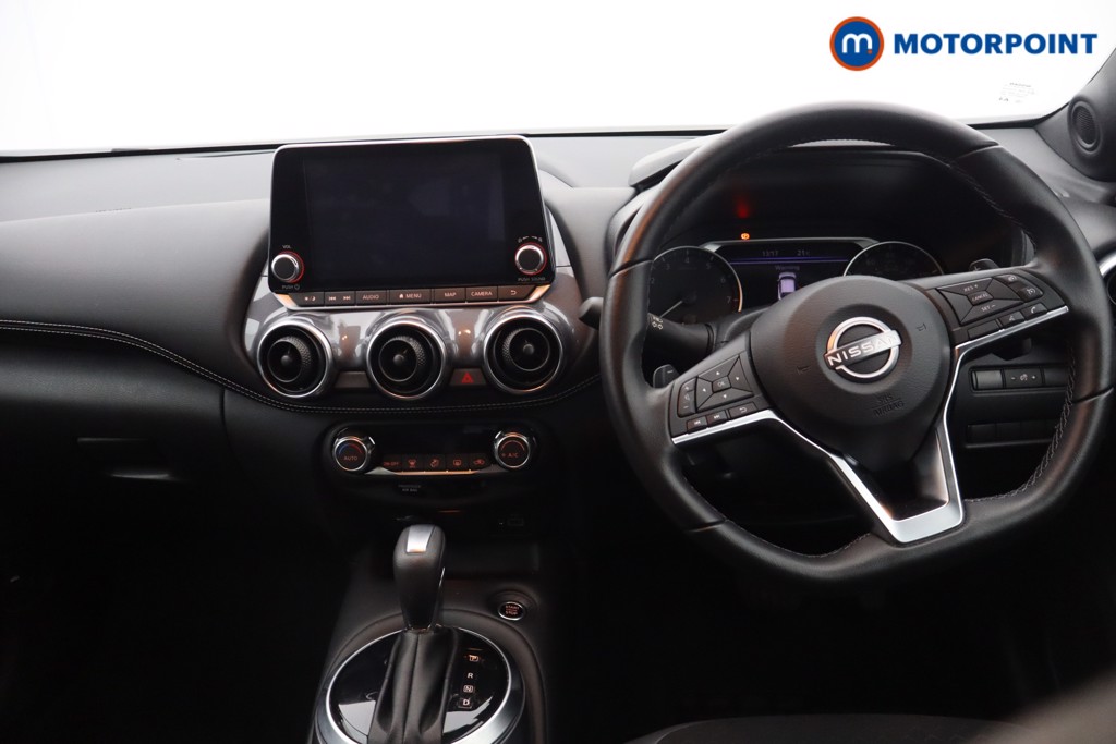 Nissan Juke N-Connecta Automatic Petrol SUV - Stock Number (1671484) - 9th supplementary image