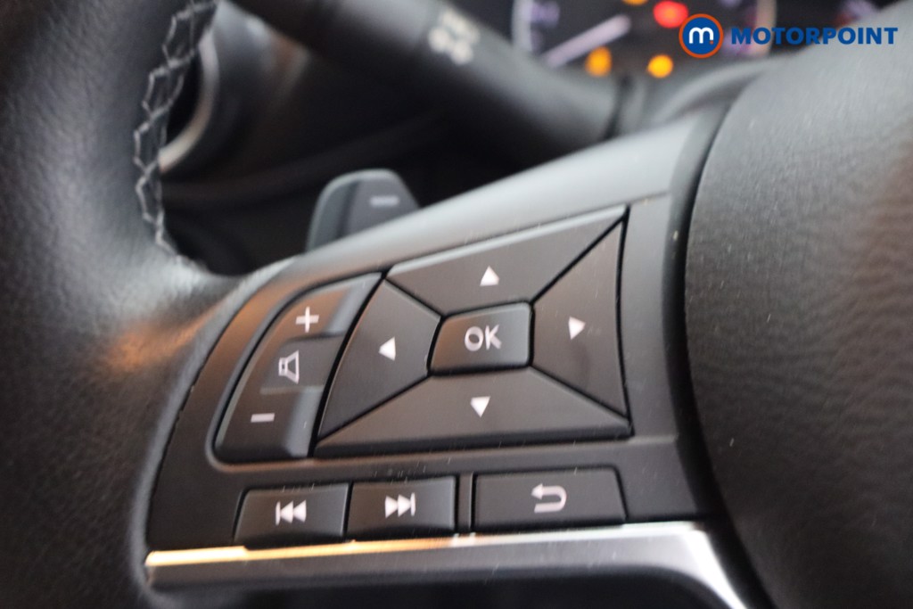 Nissan Juke N-Connecta Automatic Petrol SUV - Stock Number (1671484) - 15th supplementary image