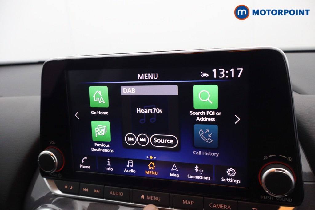Nissan Juke N-Connecta Automatic Petrol SUV - Stock Number (1671484) - 19th supplementary image