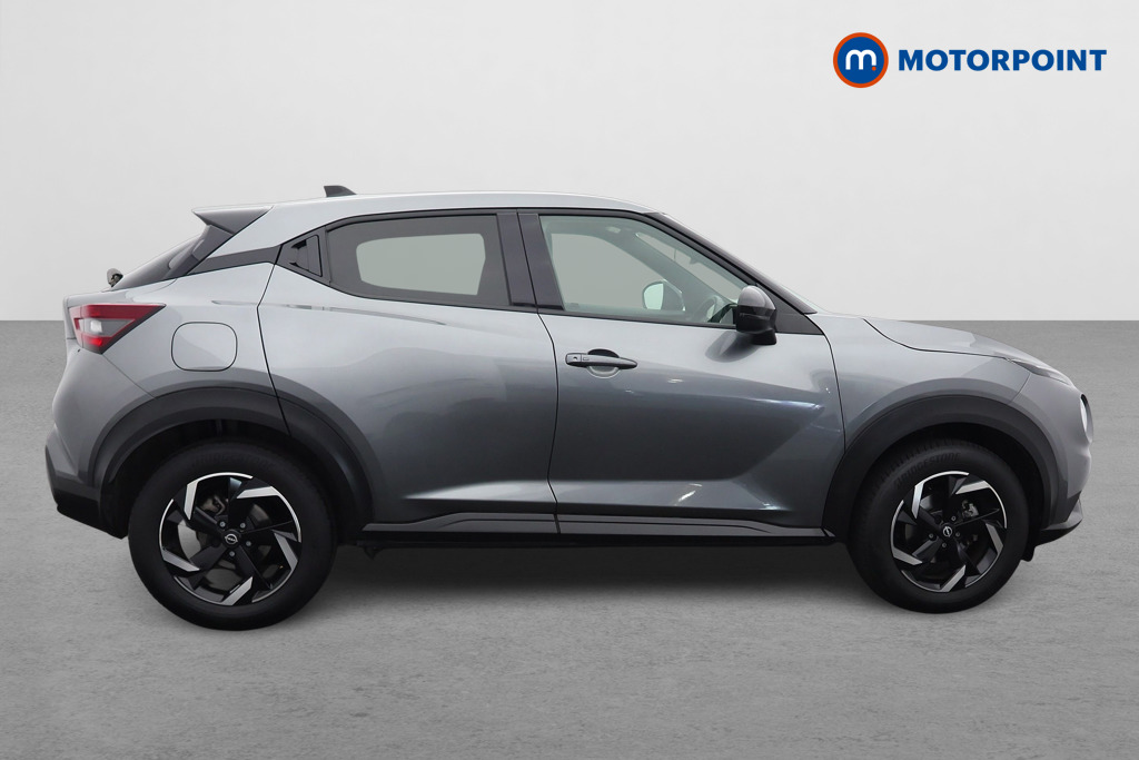 Nissan Juke N-Connecta Automatic Petrol SUV - Stock Number (1671484) - Drivers side