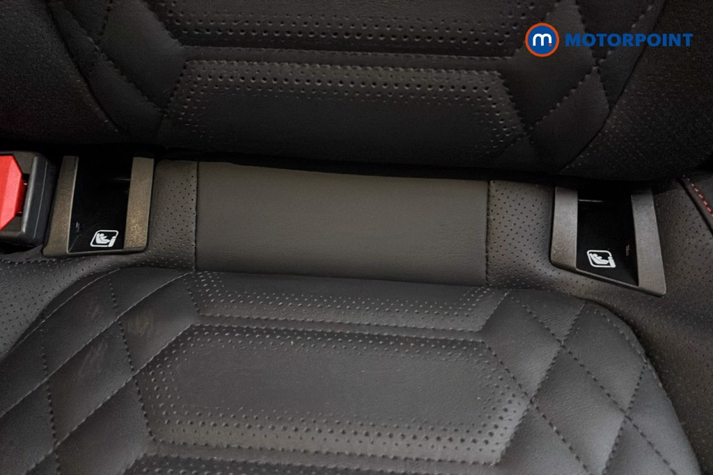 Ford Focus St-Line X Manual Petrol Hatchback - Stock Number (1671510) - 29th supplementary image