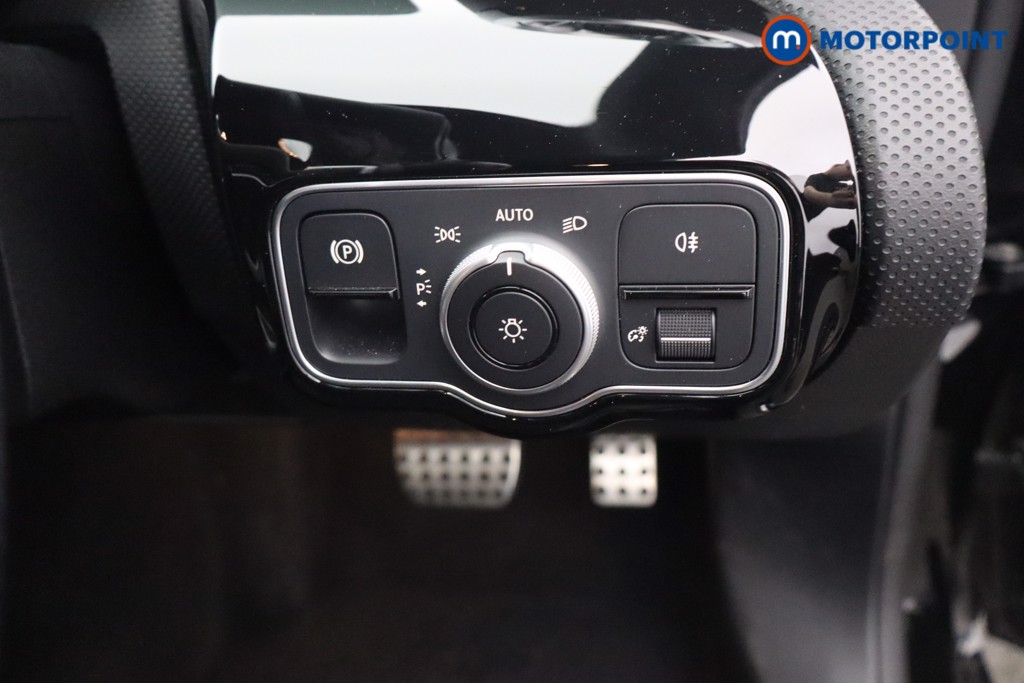 Mercedes-Benz A Class Amg Line Automatic Petrol Saloon - Stock Number (1671596) - 13th supplementary image