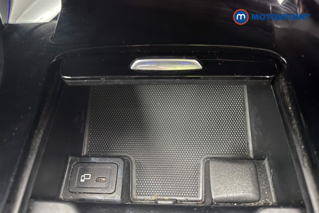 Mercedes-Benz A Class Amg Line Automatic Petrol Hatchback - Stock Number (1671665) - 16th supplementary image