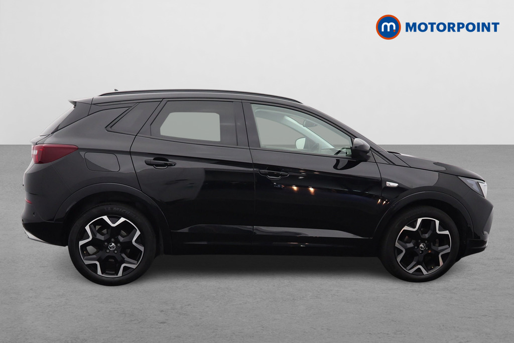Vauxhall Grandland Ultimate Automatic Petrol SUV - Stock Number (1671678) - Drivers side