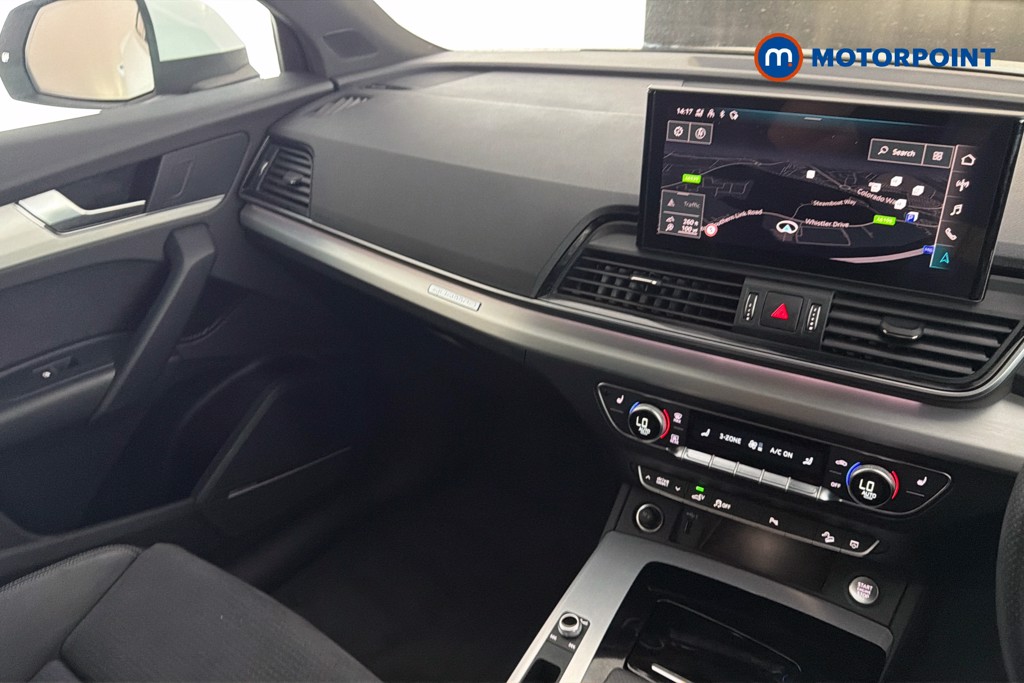 Audi Q5 S Line Automatic Petrol Plug-In Hybrid SUV - Stock Number (1671729) - 11th supplementary image