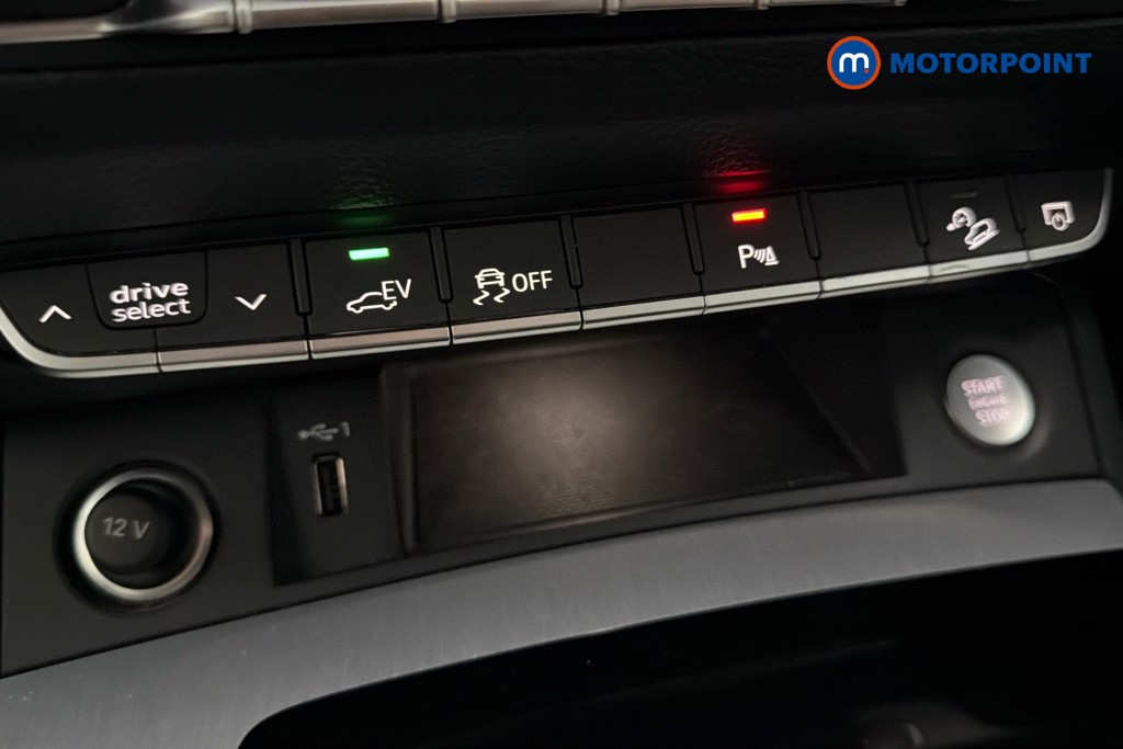 Audi Q5 S Line Automatic Petrol Plug-In Hybrid SUV - Stock Number (1671729) - 14th supplementary image