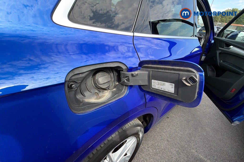 Audi Q5 S Line Automatic Petrol SUV - Stock Number (1671753) - 38th supplementary image